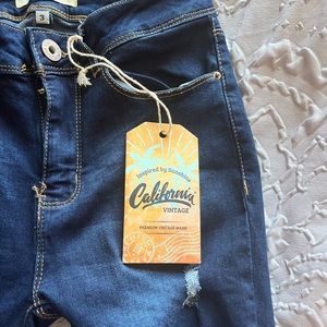 Kids cute ripped jeans **Tall petite** Size 3